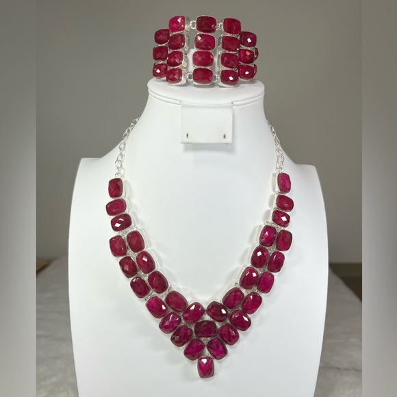 Stunning Faceted Ruby 925 Large Necklace & Bracelet Set - Picture 1 of 8